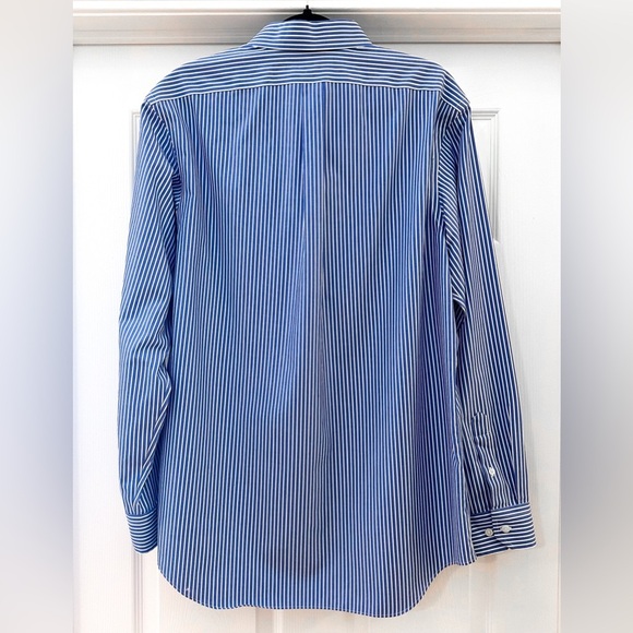 Banana Republic Striped Button Down Dress Shirt Blue
white sz Large - Picture 2 of 4